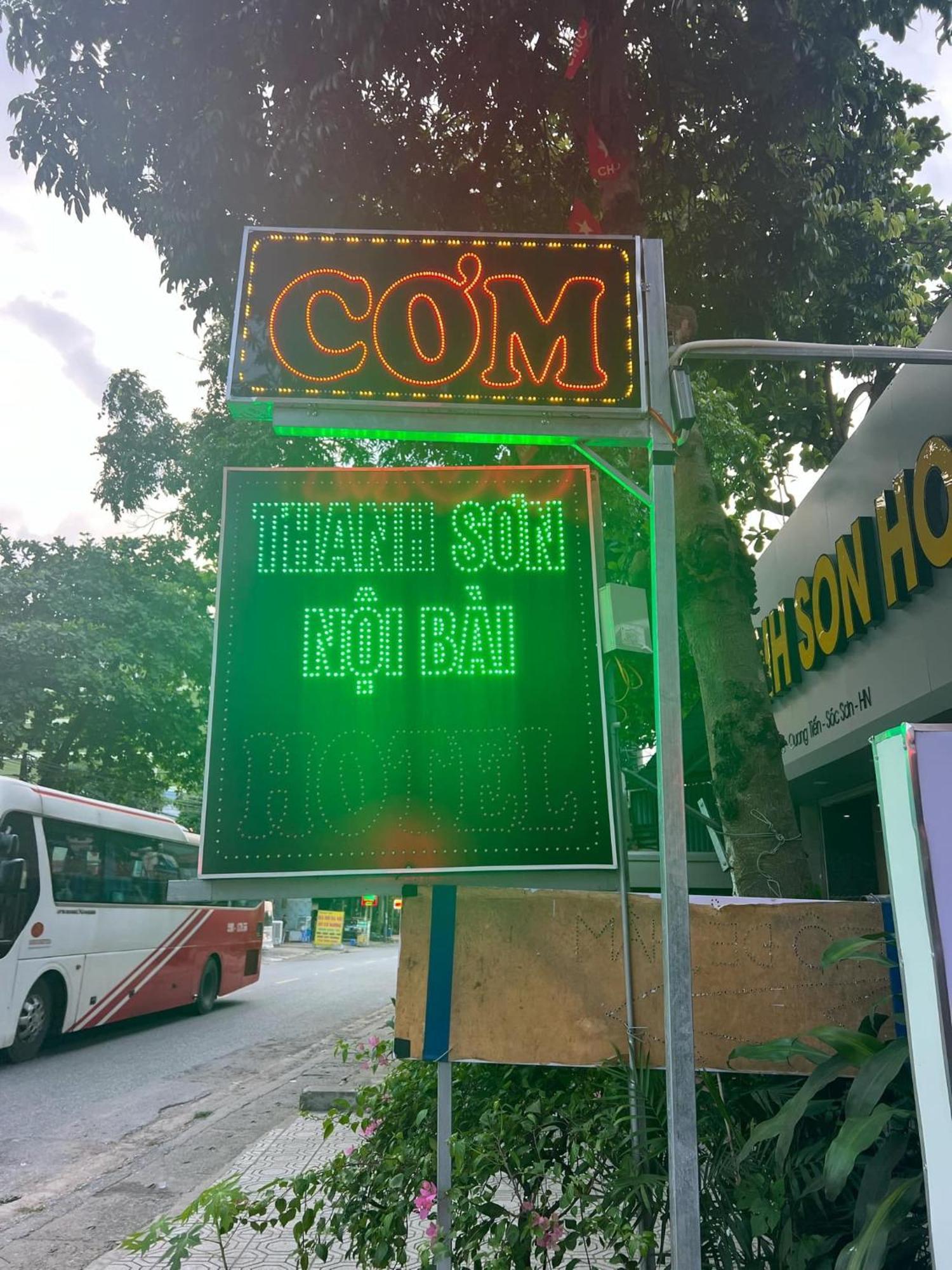 Khach San Thanh Son Noi Bai Hanoi Exterior foto
